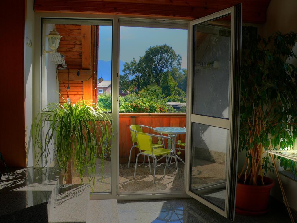 Privat Baja Hotell Liptovský Mikuláš Rum bild