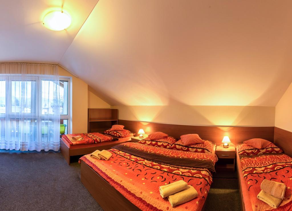 Privat Baja Hotell Liptovský Mikuláš Exteriör bild